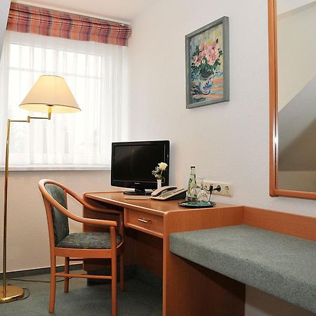 Hotel Friesen Werdau Kamer foto