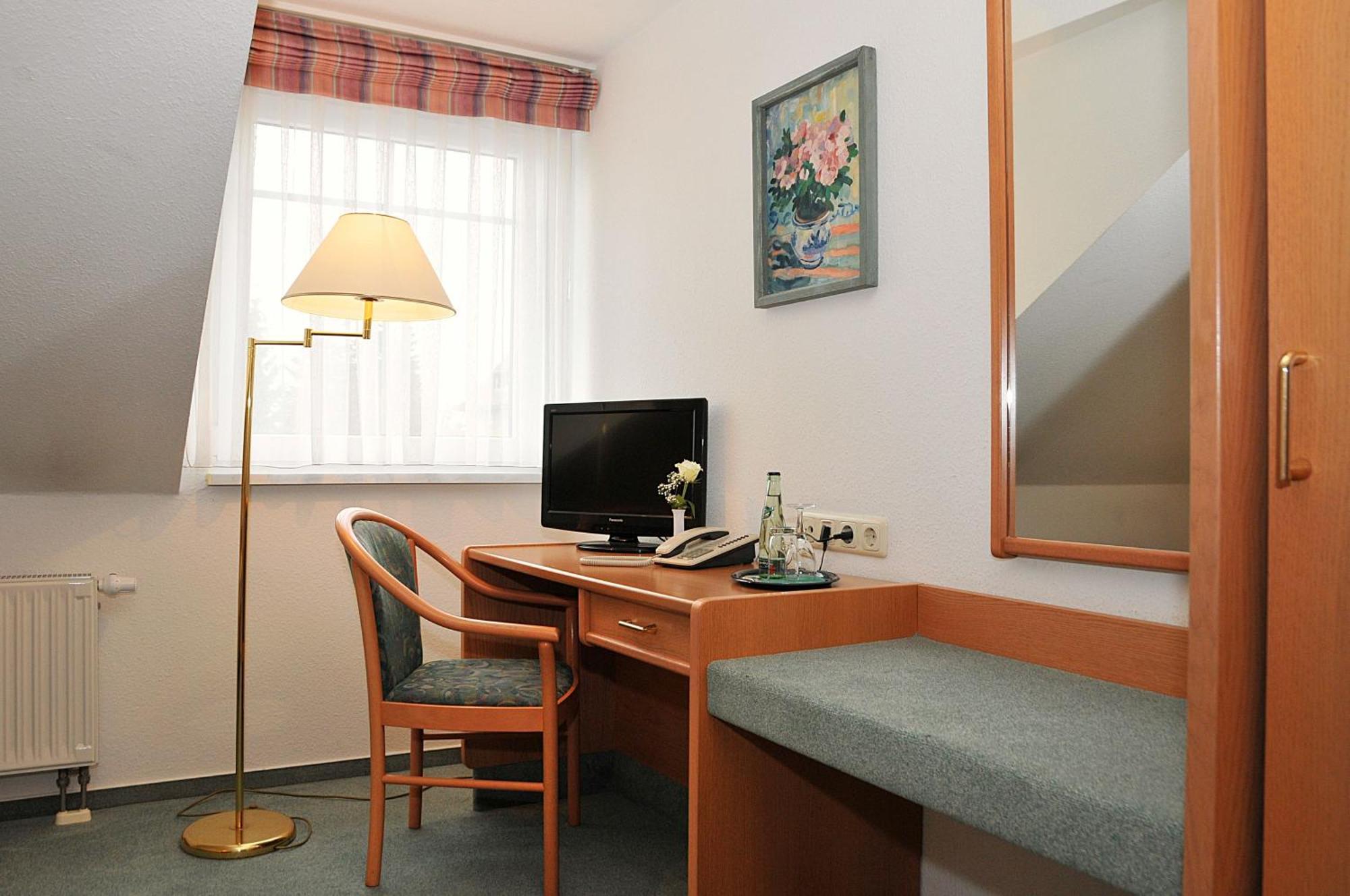 Hotel Friesen Werdau Kamer foto